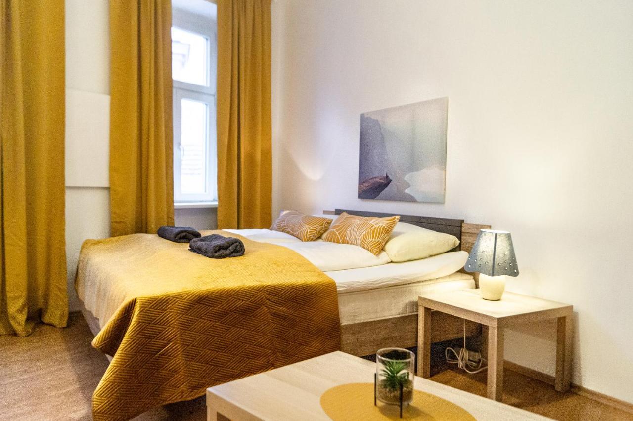 Economy 1Br Apartment Well Connected To The Whole City Viena Exterior foto